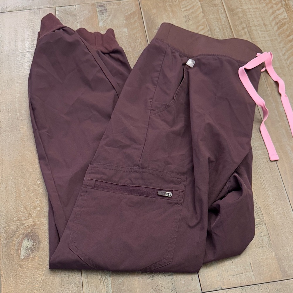 Figs Women's Joggers in Burgundy and Pink